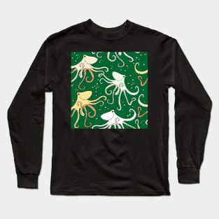 happy octopus on green Long Sleeve T-Shirt